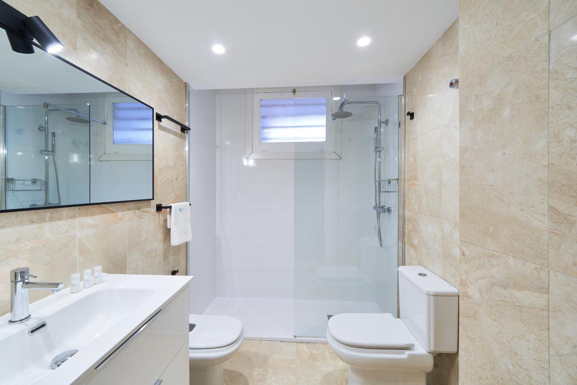 Apartment Banus - Banus, Modern, Bright And Balcony