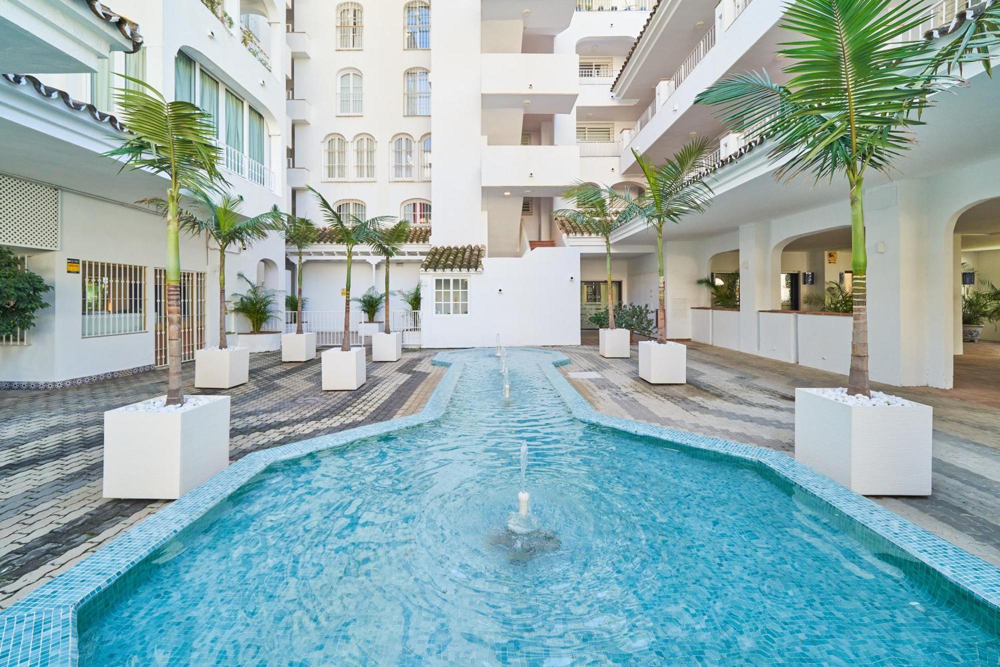 Apartment Banus - Banus, Modern, Bright And Balcony *