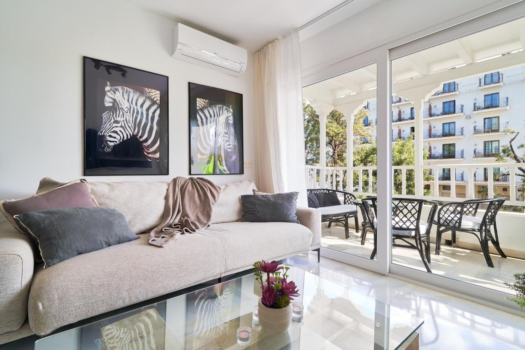 Apartamento Banus - Banus, Modern, Bright And Balcony *